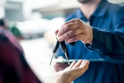 Jak sprawdzić immobilizer w kluczyku i uniknąć problemów z autem