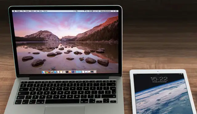 IPad czy laptop – który wybór oszczędzi Twój czas i pieniądze?