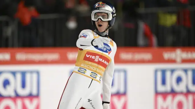 Puchar 4 skoczni kiedy: kluczowe daty i miejsca zawodów skoków