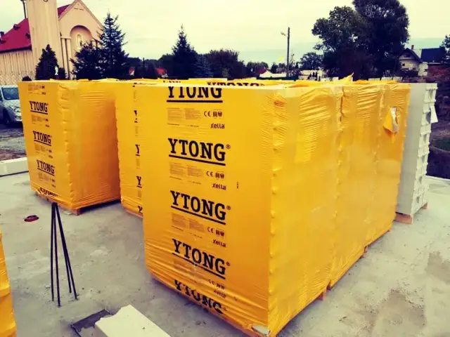 Ile ytonga na palecie? Poznaj ilość bloczków różnych typów