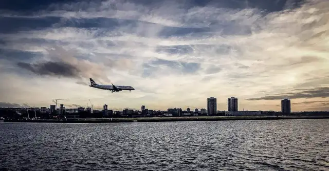 Jak filmy sci-fi bez przemocy zmieniają mapę gatunku?