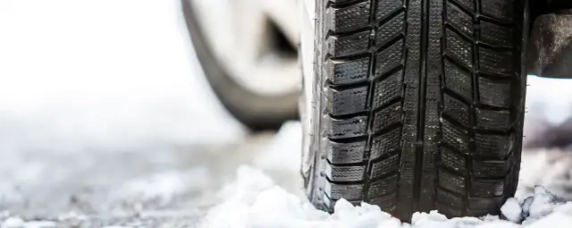 Jakie opony całoroczne wybrać? Opinie i porady z forum użytkowników