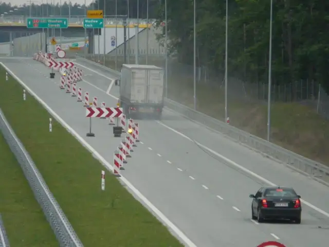 Czy autostrada S8 jest płatna? Oto wszystko, co musisz wiedzieć o opłatach.
