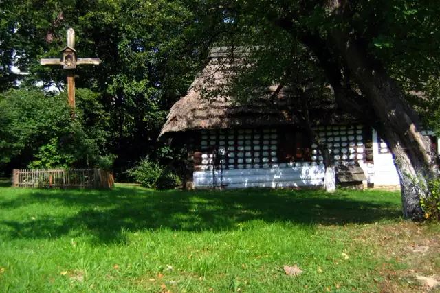 Szymbark skansen: Odkryj fascynującą historię i unikalne eksponaty