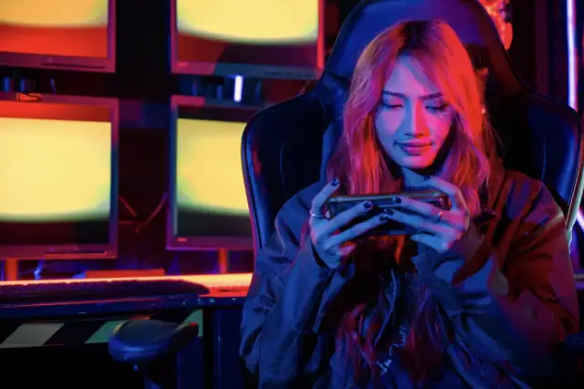 "Turnieje" kontra "misje" – porównanie dwóch zgrywalizowanych struktur bonusowych