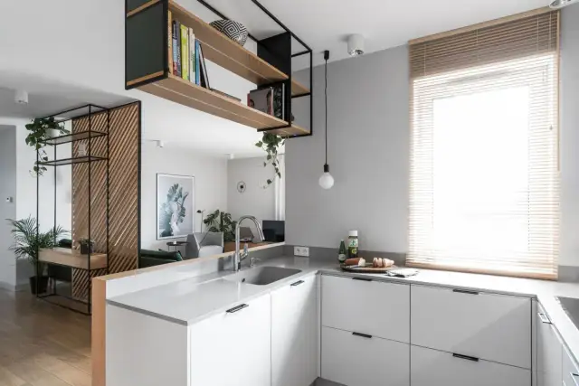 Jakie meble do małej kuchni - funkcjonalność i oszczędność miejsca