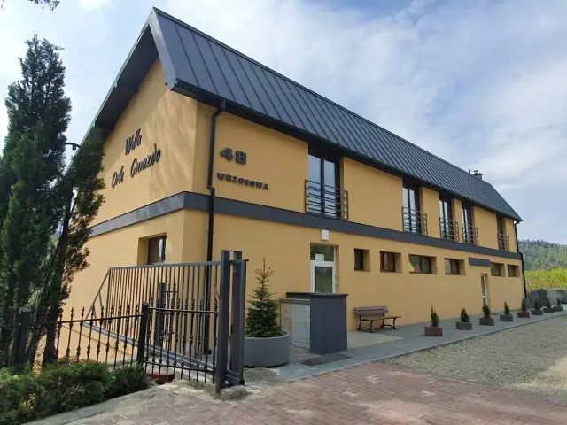 Orle Gniazdo Hucisko: Jura, relaks, wesele? Odkryj idealne miejsce!