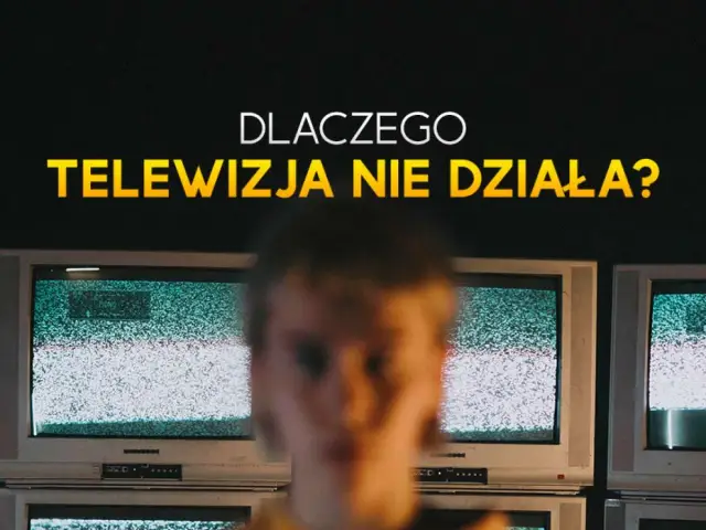 Człowiek patrzy na telewizory z zakłóceniami. Tekst pyta "Dlaczego telewizja nie działa?", sugerując problem z odbiorem TV Republika.