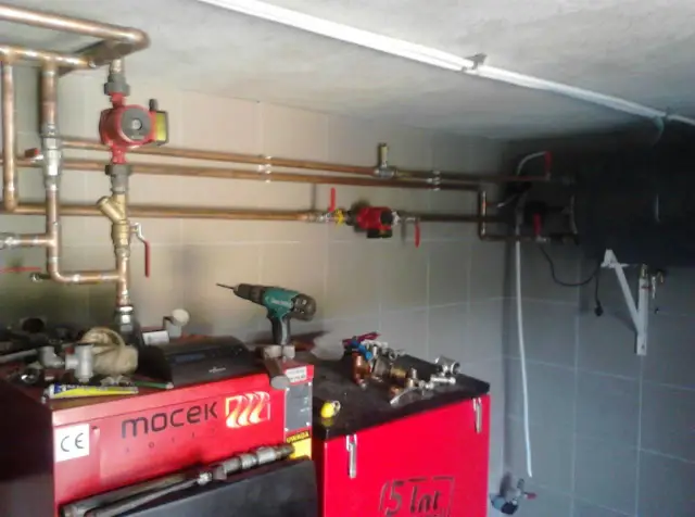 Instalacja grzewcza z pompą obiegową i kotłem Mocek. Profesjonalny hydraulik Sępólno Krajeńskie.