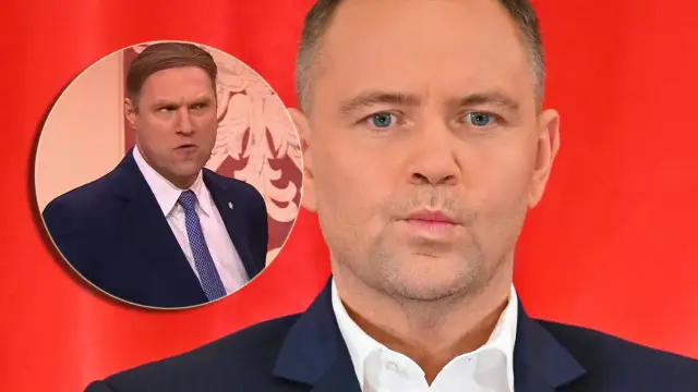 Mężczyzna w garniturze, obok jego wizerunek w okręgu. Czy to parodia, co to za sytuacja?