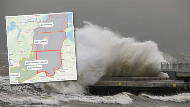 Potężne fale rozbijają się o brzeg, a mapa pokazuje, ile trwa sztorm na Bałtyku.