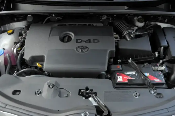 Toyota Verso - czy warto kupić? Analiza wad i zalet!