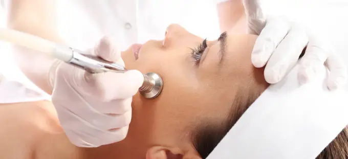 Dermabrazja - czy to rozwiązanie dla Twojej skóry?