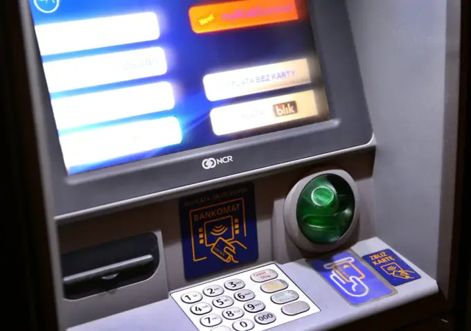 Płać BLIKIEM bez pomyłek - Internet, sklep, bankomat
