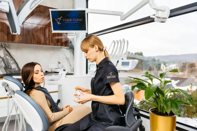 Pulsujący ból zęba - Co oznacza i kiedy do dentysty?