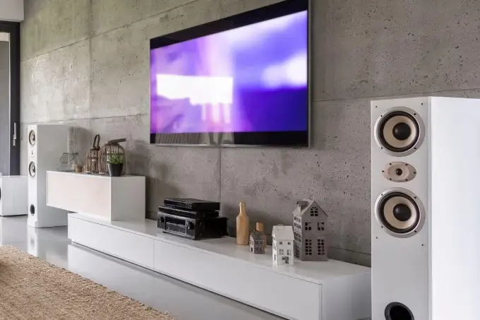 Jak podłączyć kino domowe do telewizora i dekodera? - Poznaj 3 sposoby
