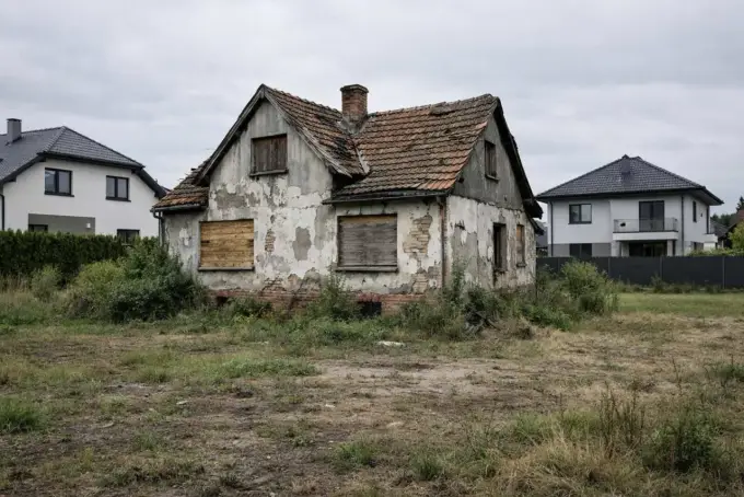 Dom do rozbiórki: Opłacalność, formalności i koszty przewodnik
