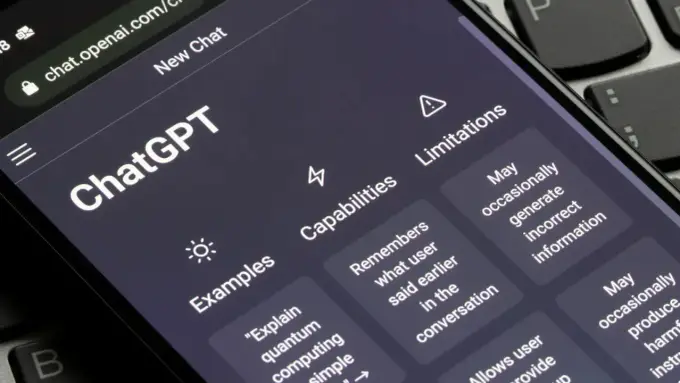 ChatGPT na telefonie - co daje aplikacja mobilna?