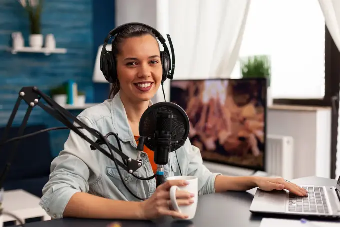 Radiowęzeł w szkole - Jak go zbudować i wykorzystać?