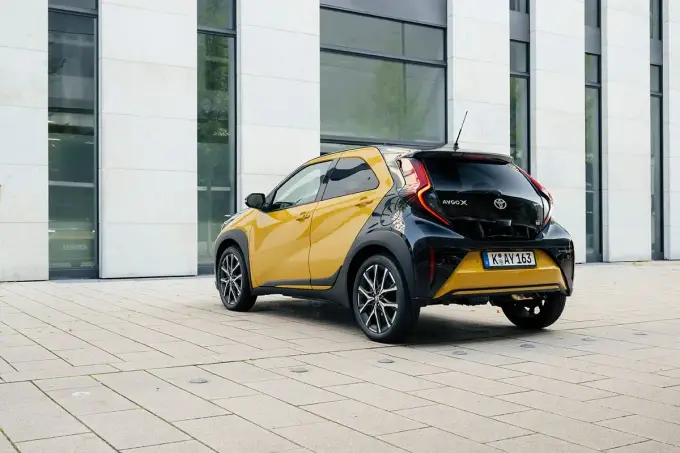 Toyota Aygo X Hybrid - czy to najlepszy miejski crossover?