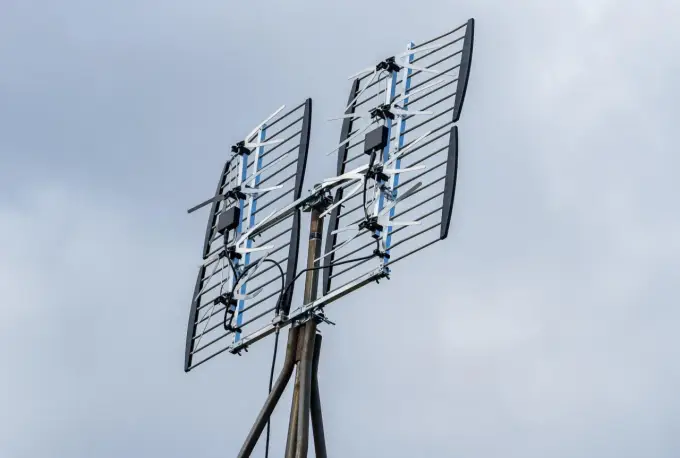 Jak ustawić antenę naziemną? Poradnik krok po kroku