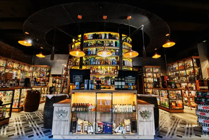 Dom Whisky Jastrzębia Góra: Menu, Ceny i Oferta Whisky