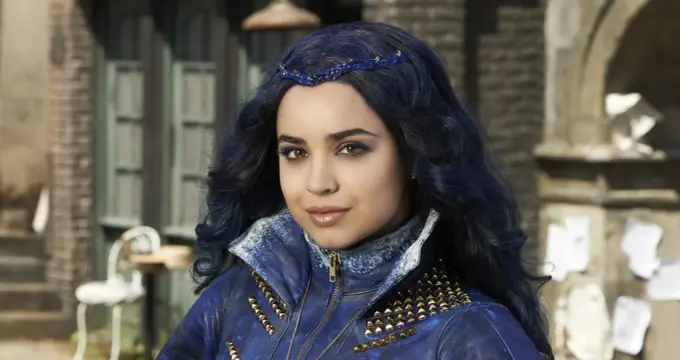 Sofia Carson - Filmy i Seriale: Co Obejrzeć? Pełna Filmografia