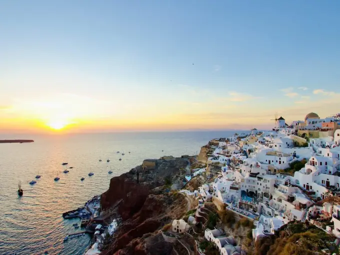 Santorini bez pomyłek - kiedy jechać, gdzie spać i co zobaczyć