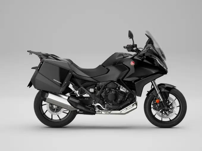 Motocykle turystyczne Hondy - NT1100, Gold Wing czy Africa Twin?