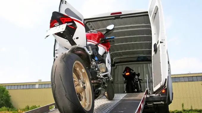 Motocykl z Niemiec - Gdzie szukać i jak kupić bez ryzyka?