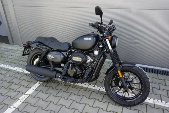Hyosung GV125S - pierwsza 125-ka z charakterem?