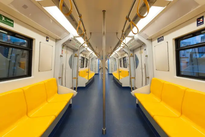 Mieszkanie przy metrze - Czy warto? Analiza wad i zalet
