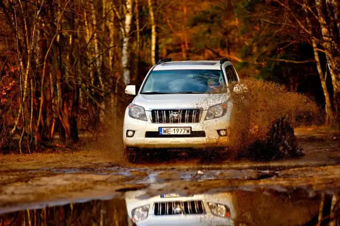 Toyota Land Cruiser 100 - Którą wybrać i na co uważać?