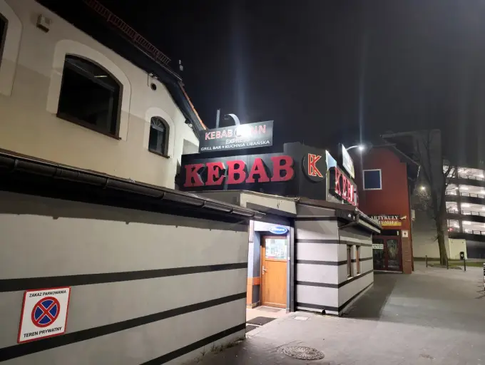 Kebab Inn Rybnik: Czy to najlepszy kebab? Menu, dostawa, opinie