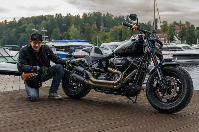 Harley-Davidson Dyna - Dlaczego wciąż ma fanów? Poradnik kupującego