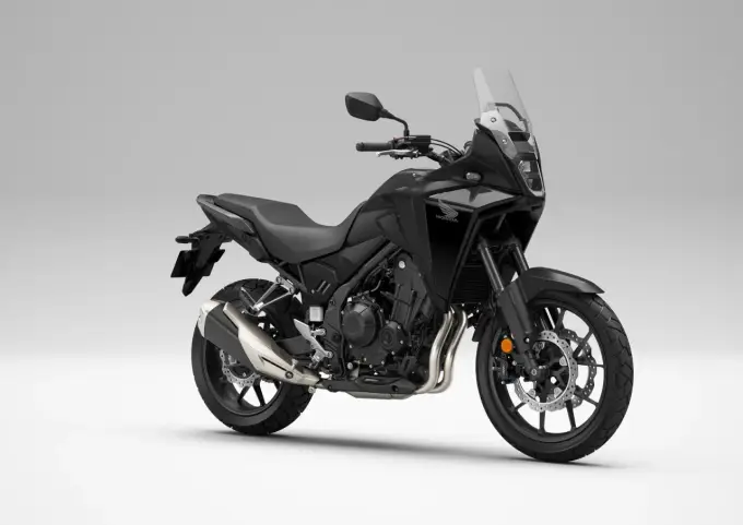 Honda NX500 - Prawdziwy adventure czy miejski kompromis?