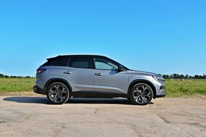 Renault Austral opinie - Czy to SUV dla Ciebie? Sprawdź!