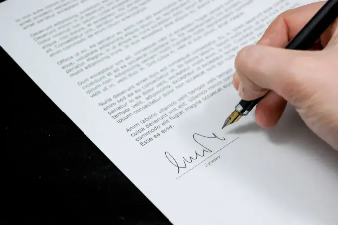 Czynsz co miesiąc? Prawo i praktyka płatności za najem