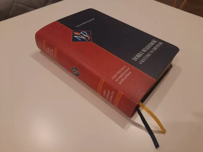 Przekład Biblii do modlitwy i studium - jak wybrać?