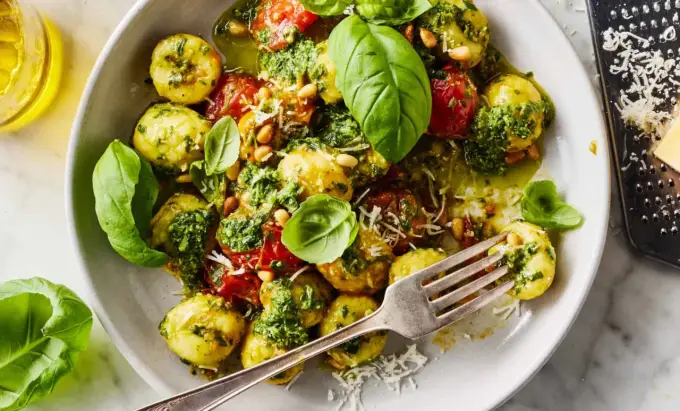 Gnocchi z pesto - Jak osiągnąć idealny smak i konsystencję?