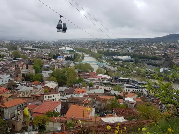 Kutaisi i Imereti: Jak zaplanować idealny wyjazd? Przewodnik