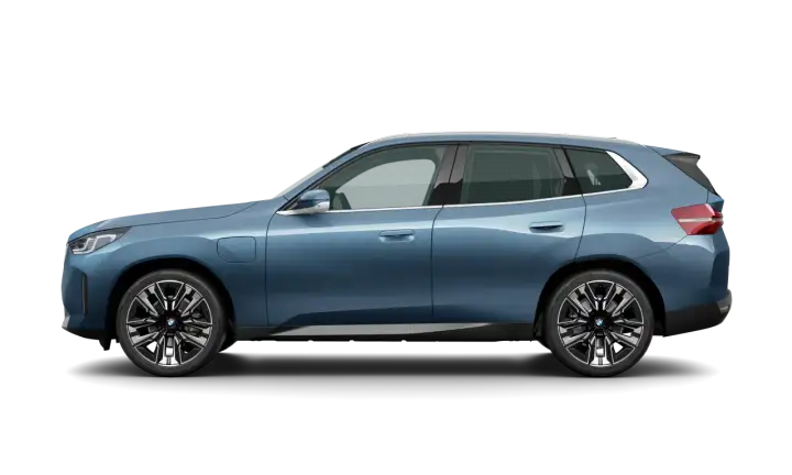 Niebieski BMW X3 z profilu, pokazujący jego elegancką sylwetkę i nowoczesne felgi. Idealny do poznania BMW X3 wymiary.