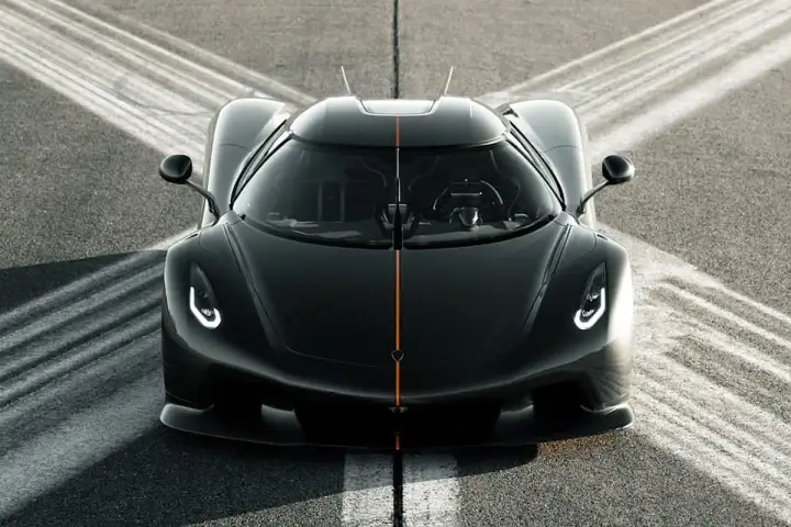 Najszybszy samochód świata - kto naprawdę prowadzi?