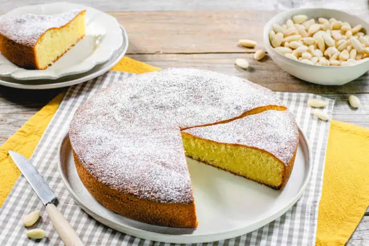 Torta di mandorle perfetta - Segreti per averla umida e soffice