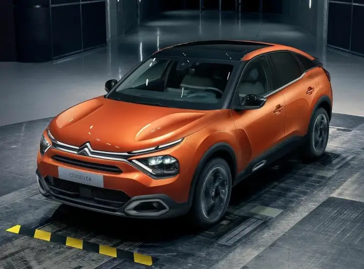 Citroën C4 - Opinie, wady i zalety. Który wybrać?