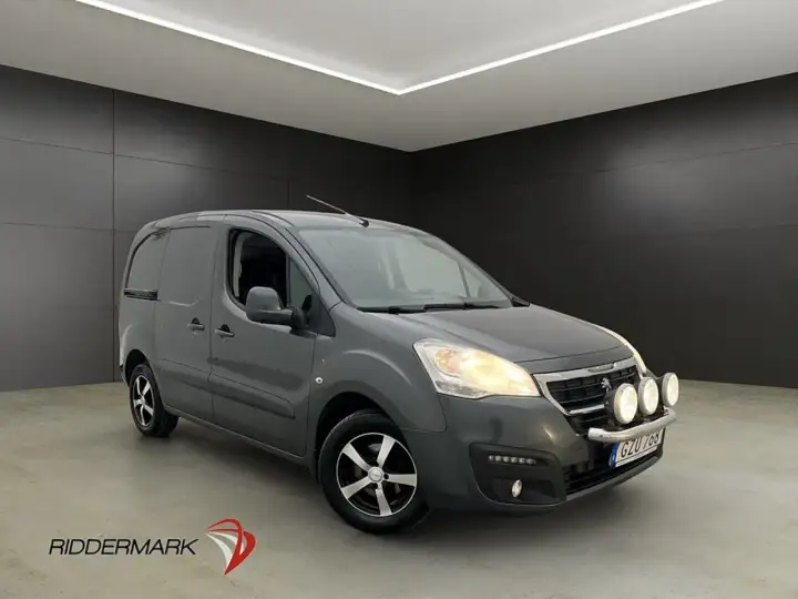 Peugeot kamremsbyte - Sanningen om intervall & kostnad i Sverige
