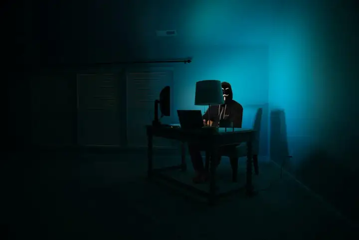 Przeglądarka darknetu - Tor Browser na Linuxie i błędy do unikania