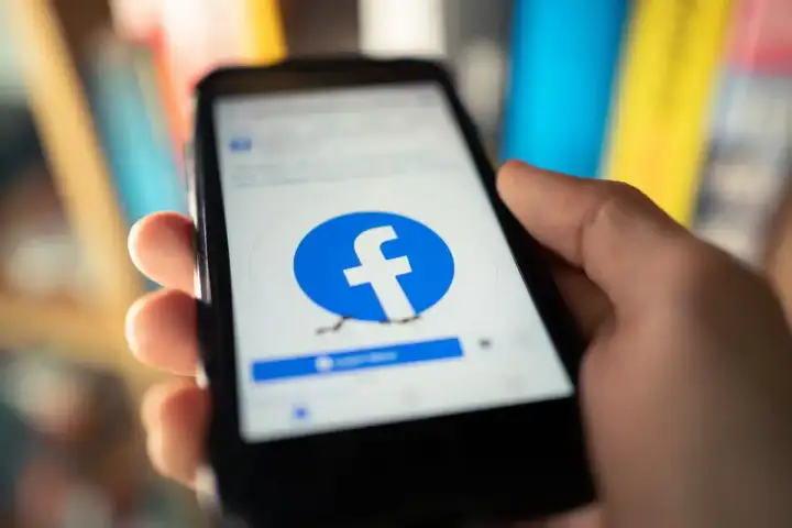 Jak usunąć Facebooka i zostawić Messengera? - Poradnik krok po kroku