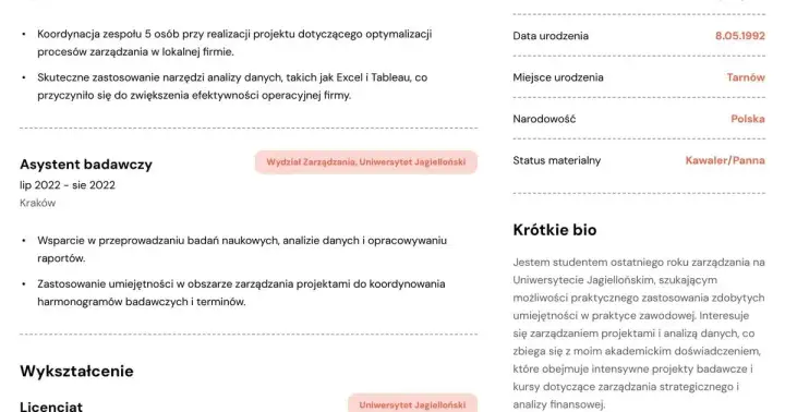 Jak wpisać praktyki w CV, aby przyciągnąć uwagę rekruterów