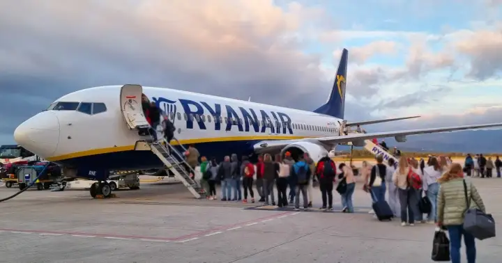 10% zniżki Ryanair - Kto dostaje i jak ją wykorzystać?